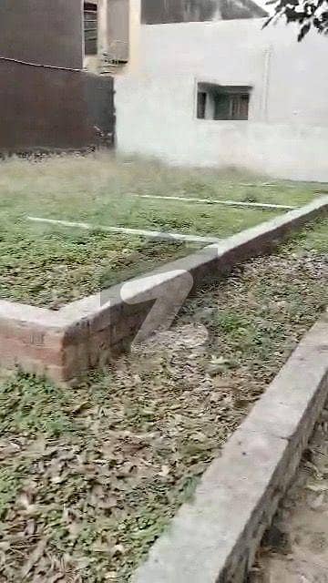 بحریہ ٹاؤن عمر بلاک بحریہ ٹاؤن سیکٹر B,بحریہ ٹاؤن,لاہور میں 8 مرلہ رہائشی پلاٹ 1.55 کروڑ میں برائے فروخت۔