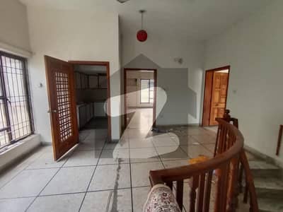 10 Marla Full House For Rent Reasonable Rent Hot Location DHA Phase 1