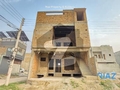 ریگی ماڈل ٹاؤن فیز 4 ریگی ماڈل ٹاؤن,پشاور میں 7 کمروں کا 5 مرلہ مکان 1.7 کروڑ میں برائے فروخت۔ ریگی ماڈل ٹاؤن فیز 4 ریگی ماڈل ٹاؤن,پشاور میں 7 کمروں کا 5 مرلہ مکان 1.7 کروڑ میں برائے فروخت۔