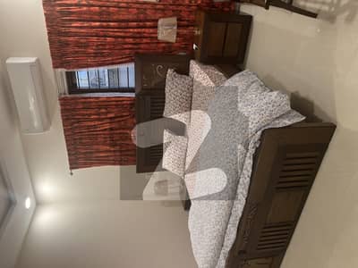 ایف ۔ 10 اسلام آباد میں 2 کنال مکان 35.0 کروڑ میں برائے فروخت۔