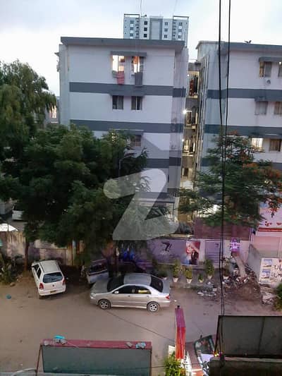 گلستانِ جوہر کراچی میں 3 کمروں کا 6 مرلہ فلیٹ 58.0 ہزار میں کرایہ پر دستیاب ہے۔ گلستانِ جوہر کراچی میں 3 کمروں کا 6 مرلہ فلیٹ 58.0 ہزار میں کرایہ پر دستیاب ہے۔