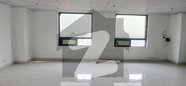 گرینڈ سکوئر مال مین بلیوارڈ گلبرگ,گلبرگ,لاہور میں 3 مرلہ دفتر 1.05 لاکھ میں کرایہ پر دستیاب ہے۔