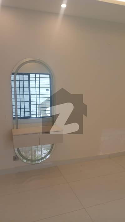 پی ایچ اے ایف آفیسرز ریزڈینسیا کوری روڈ,اسلام آباد میں 6 کمروں کا 1 کنال مکان 10.75 کروڑ میں برائے فروخت۔