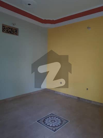 گلستانِ جوہر کراچی میں 3 کمروں کا 5 مرلہ مکان 1.8 کروڑ میں برائے فروخت۔