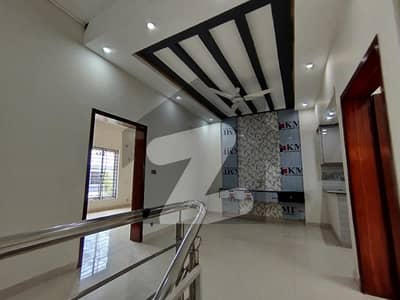 Bahria Enclave Sector B1 5.5 Marla Sun Face Minner Used House For Sale 10kv Soller Instald