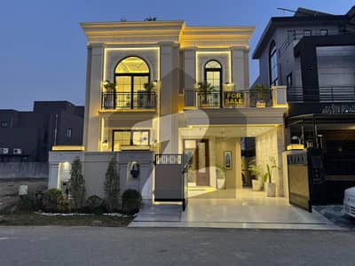 3 Years Installments Plan 10 Marla Brand New House For Sale In Park View City