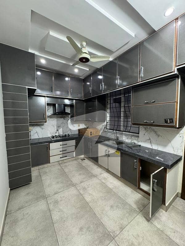 10 MARLA BRAND NEW LUXURY HOUSE FOR SALE NEAR TO PARK 10 MARLA BRAND NEW LUXURY HOUSE FOR SALE NEAR TO PARK