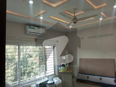 بحریہ ٹاؤن فیز 7 بحریہ ٹاؤن راولپنڈی,راولپنڈی میں 3 کمروں کا 14 مرلہ بالائی پورشن 75.0 ہزار میں کرایہ پر دستیاب ہے۔