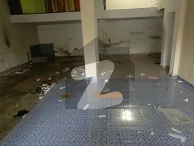 ڈی ایچ اے فیز 2 - بلاک ایس فیز 2,ڈیفنس (ڈی ایچ اے),لاہور میں 5 مرلہ Studio دفتر 1.1 لاکھ میں کرایہ پر دستیاب ہے۔