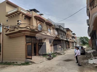 شاداب گارڈن لاہور میں 3 کمروں کا 4 مرلہ مکان 1.4 کروڑ میں برائے فروخت۔