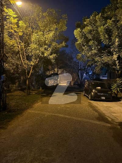 ڈی ایچ اے فیز 4 ڈیفنس (ڈی ایچ اے),لاہور میں 7 مرلہ رہائشی پلاٹ 1.7 کروڑ میں برائے فروخت۔ ڈی ایچ اے فیز 4 ڈیفنس (ڈی ایچ اے),لاہور میں 7 مرلہ رہائشی پلاٹ 1.7 کروڑ میں برائے فروخت۔