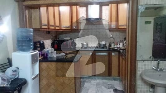 دھوراجی کالونی گلشنِ اقبال ٹاؤن,کراچی میں 2 کمروں کا 4 مرلہ فلیٹ 1.8 کروڑ میں برائے فروخت۔