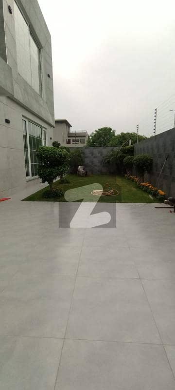 BRAND NEW 1-KANAL ELEGANT WITH BRAND NEW INVERTER AC INSTALLED SUPER HOT LOCATED BUNGALOW IS AVAILABLE IN THE BEST BLOCK OF PHASE 7