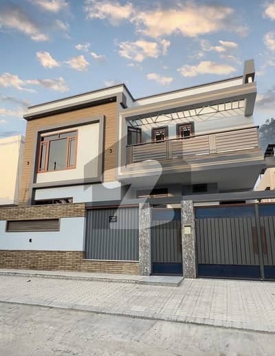 ڈی ایچ اے فیز 4 ڈی ایچ اے ڈیفینس,کراچی میں 5 کمروں کا 12 مرلہ مکان 13.25 کروڑ میں برائے فروخت۔