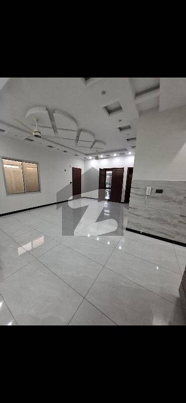 سیکٹر 31 ۔ پنجابی سوداگر سٹی فیز 2 سکیم 33 - سیکٹر 31,سکیم 33,کراچی میں 4 کمروں کا 5 مرلہ مکان 2.45 کروڑ میں برائے فروخت۔