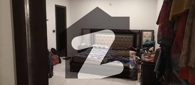 گلستانِِ جوہر ۔ بلاک 12 گلستانِ جوہر,کراچی میں 3 کمروں کا 10 مرلہ زیریں پورشن 2.75 کروڑ میں برائے فروخت۔ گلستانِِ جوہر ۔ بلاک 12 گلستانِ جوہر,کراچی میں 3 کمروں کا 10 مرلہ زیریں پورشن 2.75 کروڑ میں برائے فروخت۔