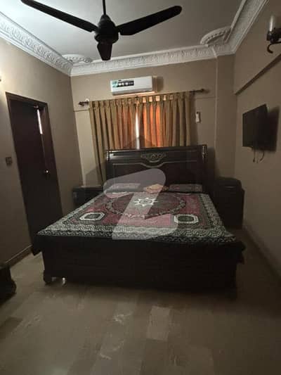 Corner In Federal B Area - Block 13 400 Square Yards House For sale