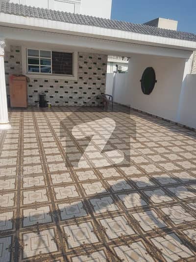 INVESTOR PRICE BANGLA FOR SALE/ LAHORE PROPERTY FOR SALE