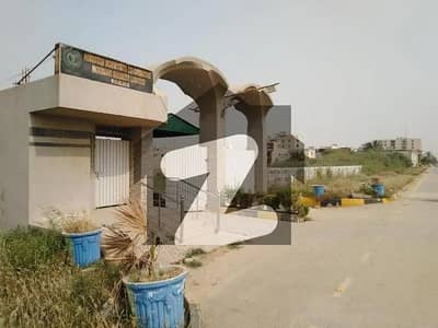 Reasonably-Priced Prime Location 400 Square Yards Residential Plot In Pakistan Scientists Cooperative Housing Society, Karachi Is Available As Of Now