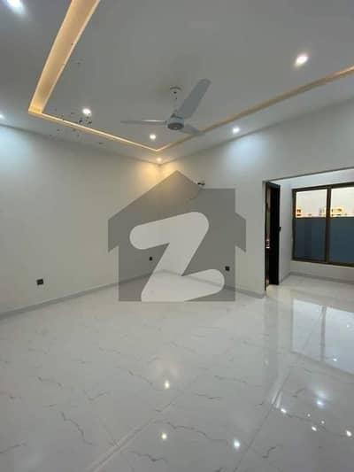 272sq yd 4 & 5 Bedroom DDL Luxury Villa FOR SALE. Only 4km from Main Entrance of BTK. Near GRAND MOSQUE, A-Plus Quality Construction.