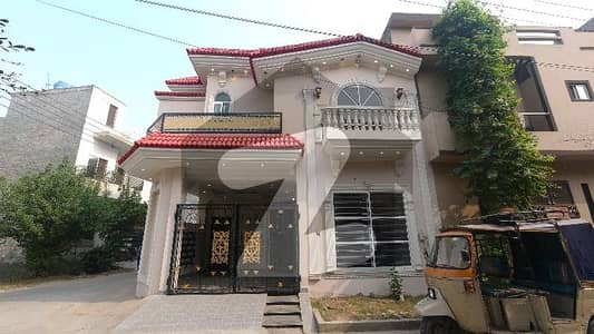 Ideally Located House Of 3 Marla Is Available For Sale In Lahore