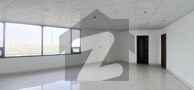 مین بلیوارڈ گلبرگ گلبرگ,لاہور میں 3 مرلہ دفتر 1.15 لاکھ میں کرایہ پر دستیاب ہے۔