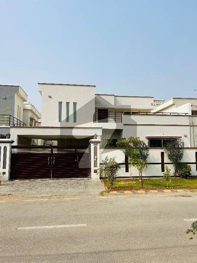 Reasonably-Priced 350 Square Yards House In Falcon Complex New Malir, Karachi Is Available As Of Now