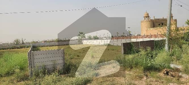 سوئے-اے-اصل روڈ لاہور میں 4 کنال کمرشل پلاٹ 5.25 کروڑ میں برائے فروخت۔