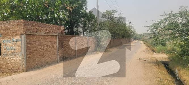 جلال پورہ لاہور میں 52 کنال صنعتی زمین 20.8 کروڑ میں برائے فروخت۔