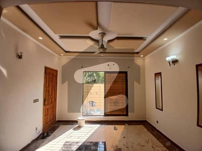 Upper Portion Available For Rent In Valencia Town