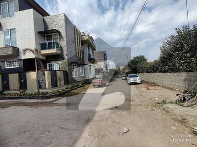 بنی گالہ اسلام آباد میں 2 کنال رہائشی پلاٹ 5.0 کروڑ میں برائے فروخت۔