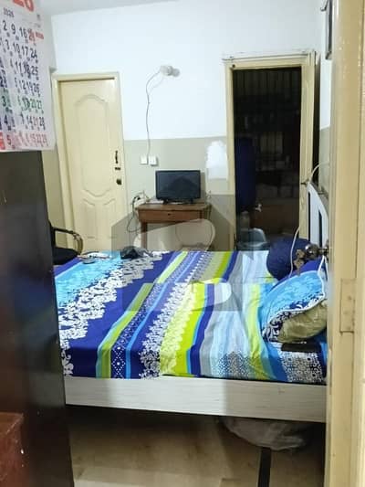 ڈی ایچ اے فیز 7 ڈی ایچ اے ڈیفینس,کراچی میں 2 کمروں کا 4 مرلہ فلیٹ 1.25 کروڑ میں برائے فروخت۔