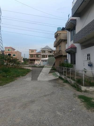 I-14/3 plot number 137 size 30*40. Level 40 Feet Road Best Location D 145 lack