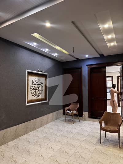 جوہر ٹاؤن فیز 2 جوہر ٹاؤن,لاہور میں 5 کمروں کا 5 مرلہ مکان 2.85 کروڑ میں برائے فروخت۔