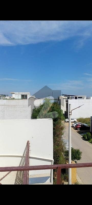 ڈی ایچ اے فیز 7 ایکسٹینشن ڈی ایچ اے ڈیفینس,کراچی میں 3 کمروں کا 4 مرلہ مکان 4.1 کروڑ میں برائے فروخت۔