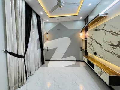 واپڈا ٹاؤن گوجرانوالہ میں 4 کمروں کا 5 مرلہ مکان 60.0 ہزار میں کرایہ پر دستیاب ہے۔