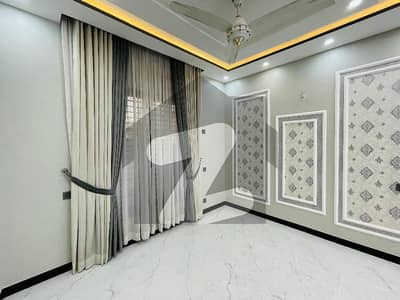 واپڈا ٹاؤن گوجرانوالہ میں 4 کمروں کا 5 مرلہ مکان 58.0 ہزار میں کرایہ پر دستیاب ہے۔