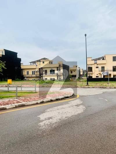 بحریہ انکلیو - سیکٹر این بحریہ انکلیو,بحریہ ٹاؤن,اسلام آباد میں 8 مرلہ رہائشی پلاٹ 1.25 کروڑ میں برائے فروخت۔