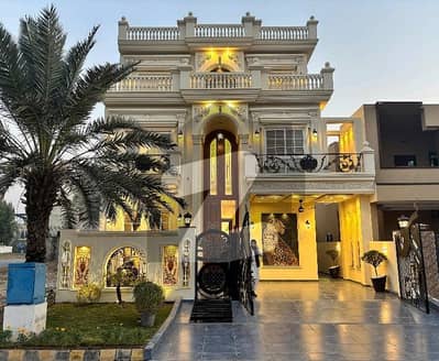 Prime Location 10 Marla House For sale In The Perfect Location Of Citi Housing Society