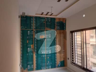 مصطفیٰ ٹاؤن لاہور میں 3 کمروں کا 3 مرلہ مکان 1.95 کروڑ میں برائے فروخت۔