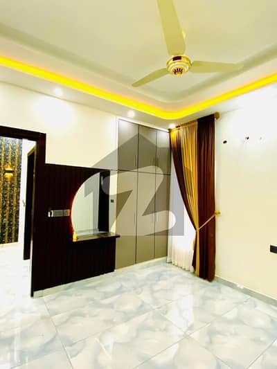 سٹی ہاؤسنگ سوسائٹی گوجرانوالہ میں 4 کمروں کا 5 مرلہ مکان 57.0 ہزار میں کرایہ پر دستیاب ہے۔