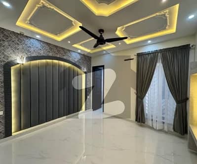 سٹی ہاؤسنگ سوسائٹی گوجرانوالہ میں 4 کمروں کا 5 مرلہ مکان 55.0 ہزار میں کرایہ پر دستیاب ہے۔