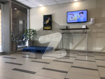 ایم ایم عالم روڈ گلبرگ,لاہور میں 1 کنال عمارت 60.0 کروڑ میں برائے فروخت۔