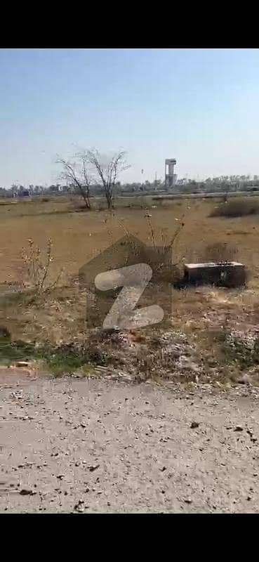 1Kanal BLOCK D Main 150'Road Located Possession Plot For Sale