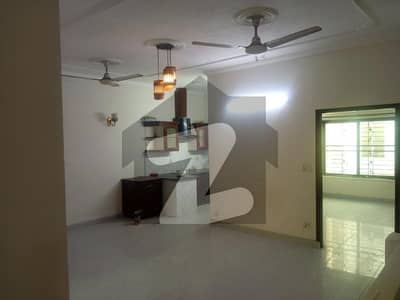 NEW 5 MARLA UPPER PORTION FOR RENT