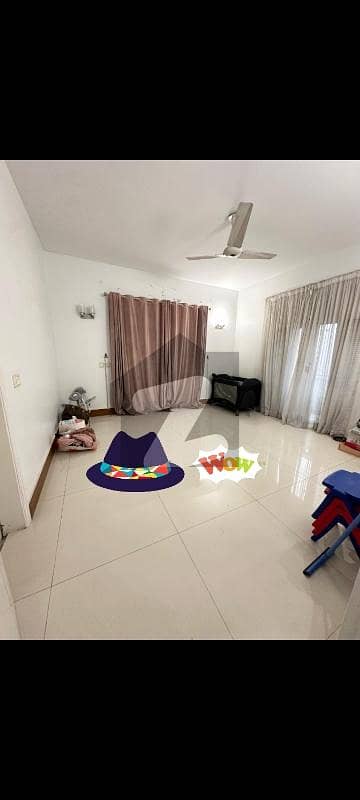 Buitifull house phase 6 for reputable family