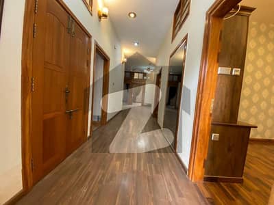 Ground portion for rent in i-8