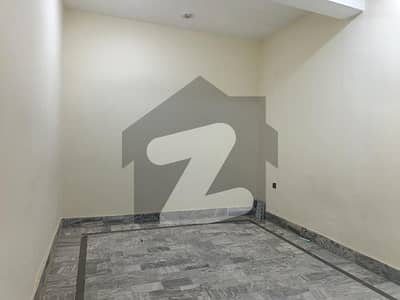 ٹاؤن شپ ۔ سیکٹر بی2 ٹاؤن شپ,لاہور میں 4 مرلہ عمارت 2.4 کروڑ میں برائے فروخت۔