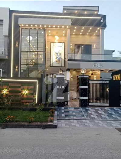 10 Marla Brand House For Sale