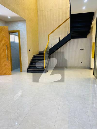 7 Marla Designer Double-Story House with Mezzanine 5 Bedrooms in Umer Block 7 Marla Designer Double-Story House with Mezzanine 5 Bedrooms in Umer Block